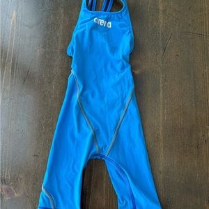 Arena Kids Blue Tech Suit Size 24 12U